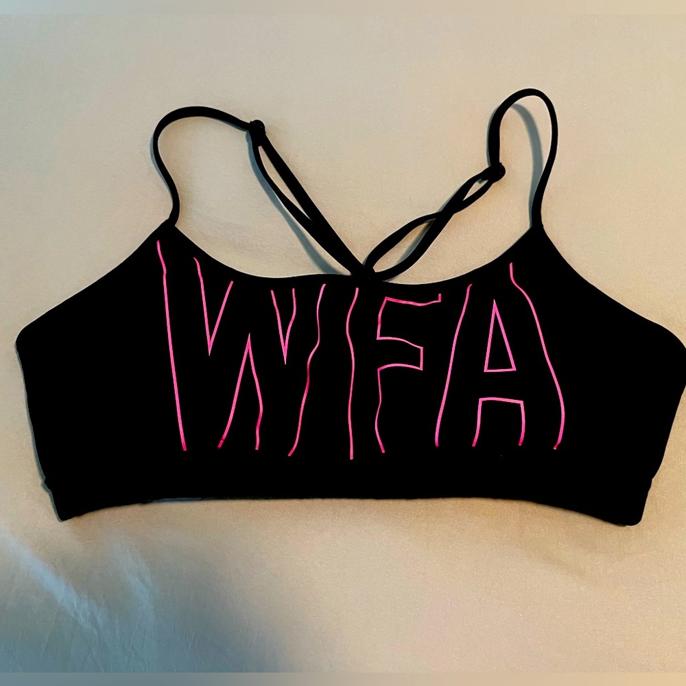 White fox active sports bra